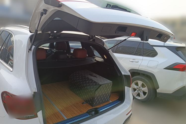 Used Mercedes-Benz GLC 2022 Refreshed GLC 300 L 4MATIC Dynamic Edition Prestige Version Trunk