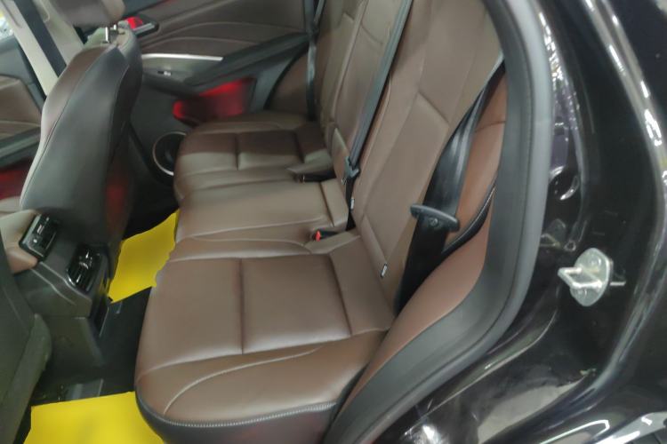 Used Wey VV6 2021 2.0T Two-Wheel Drive Smart Plus