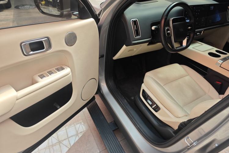 Used Li Auto L9 2023 Pro Model