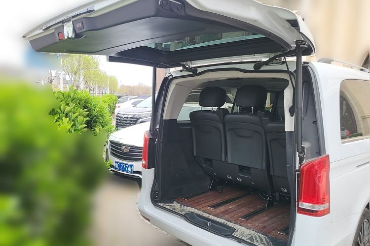 Used Mercedes-Benz V-Class 2018 V 260 L Prestige Extended Version China VI Trunk