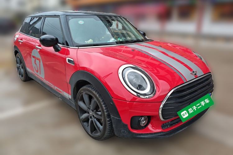 Used MINI Clubman 2022 Updated 1.5T COOPER Front Right 45 Deg