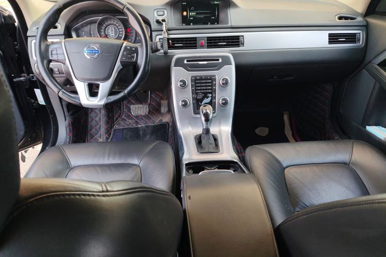 Used Volvo S80L 2015 2.0T T5 Smart Edition Center Console