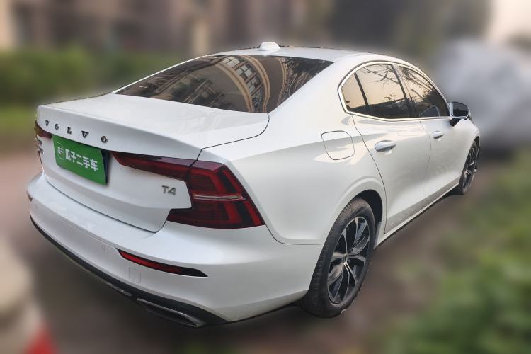 Used Volvo S60 2020 T4 Zhiyi Luxury Edition