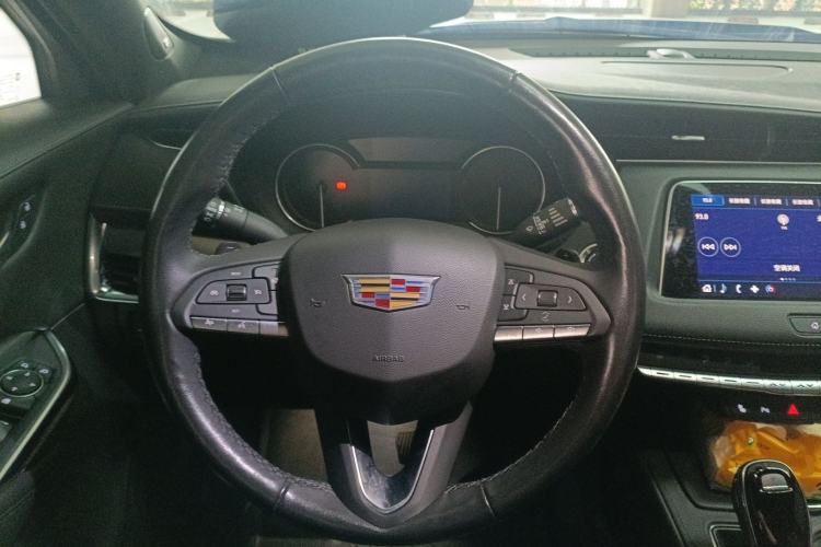 Used Cadillac XT4 2021 28T Two-Wheel Drive Leading Version
