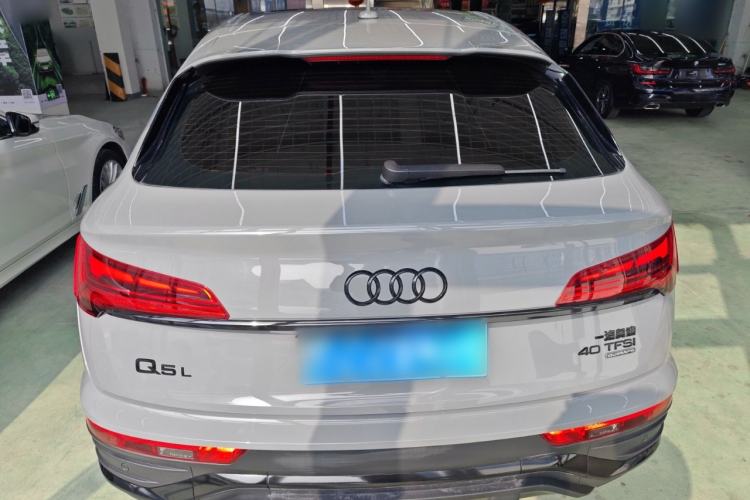 Used Audi Q5L Sportback 2022 Updated 40 TFSI Fashion Version
