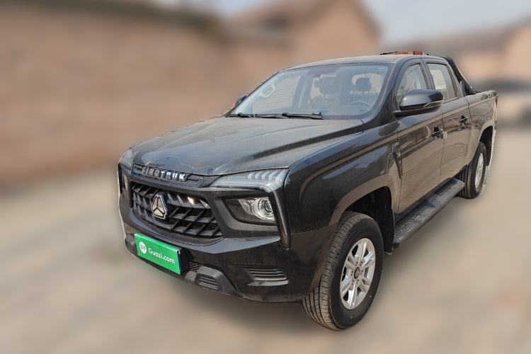 Used Sinotruk BOLDEN 2024 Commercial 2.0T Manual Diesel 4x4 Long Wheelbase Youth Edition