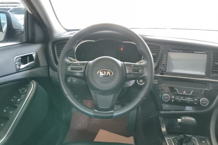 Used Kia K5 2014 2.0L Automatic LUXURY