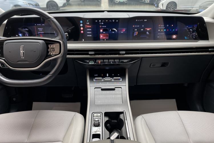 Used Lincoln Corsair 2023 2.0T Two-Wheel Drive Luxury Edition Audio And AC Panel