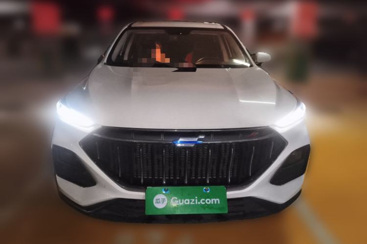 Used CHANGAN OSHAN X5 2021 Revised Version 1.5T DCT Luxury Edition Front