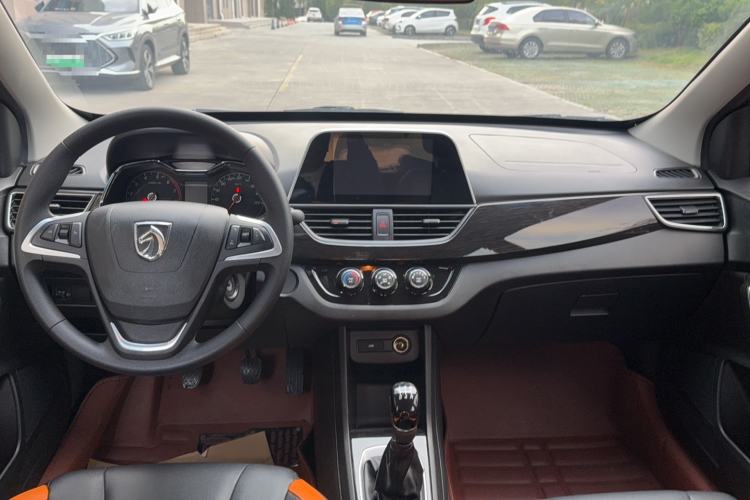 Used Baojun 310 2016 1.2L Manual Luxury Model