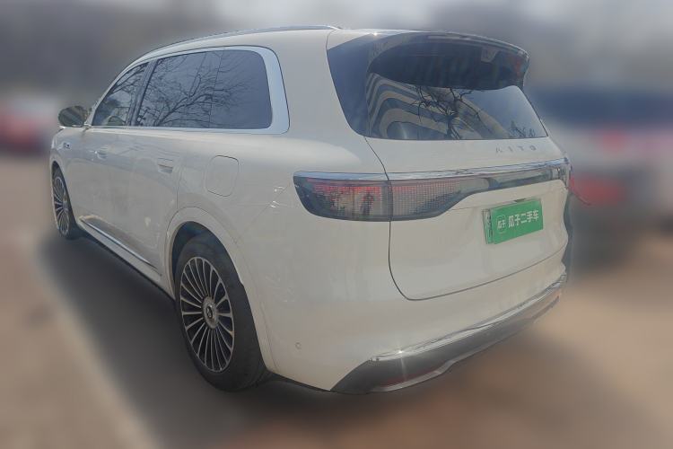 Used Hima AITO M8 2025 Extended-Range Max+ Version 53.4 kWh 6-Seater Edition Rear Left 45 Deg