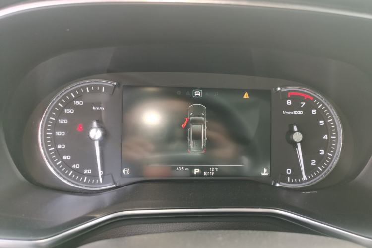 Used Roewe RX8 2018 30T Smart Connectivity Two-Wheel Drive Flagship Edition