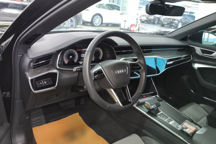 Used Audi A6L 2024 45 TFSI quattro Prestige Dynamic Edition
