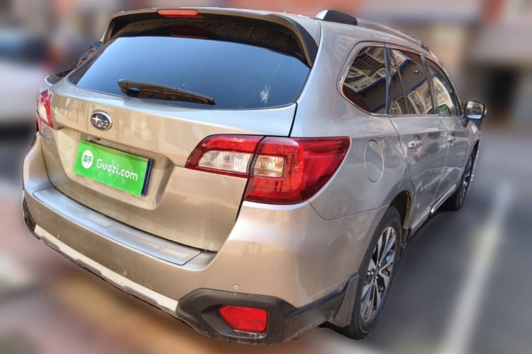 Used Subaru Outback 2015 2.5i Luxury Navigation Edition Rear Right 45 Deg