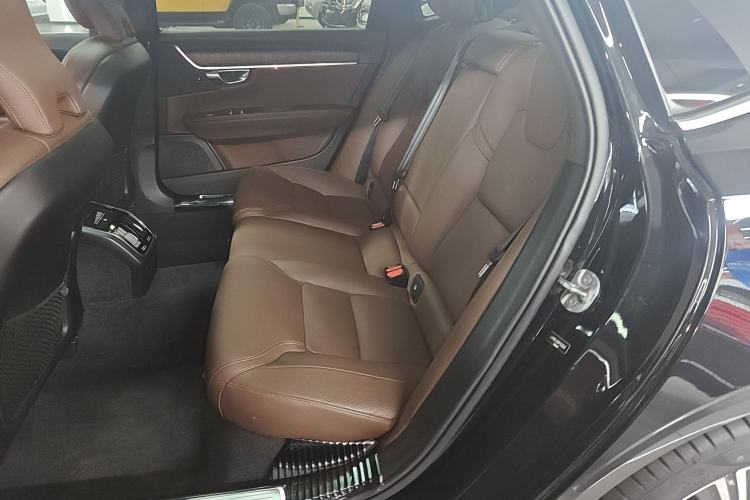 Used Volvo S90 2023 B5 Zhiyuan Luxury Edition