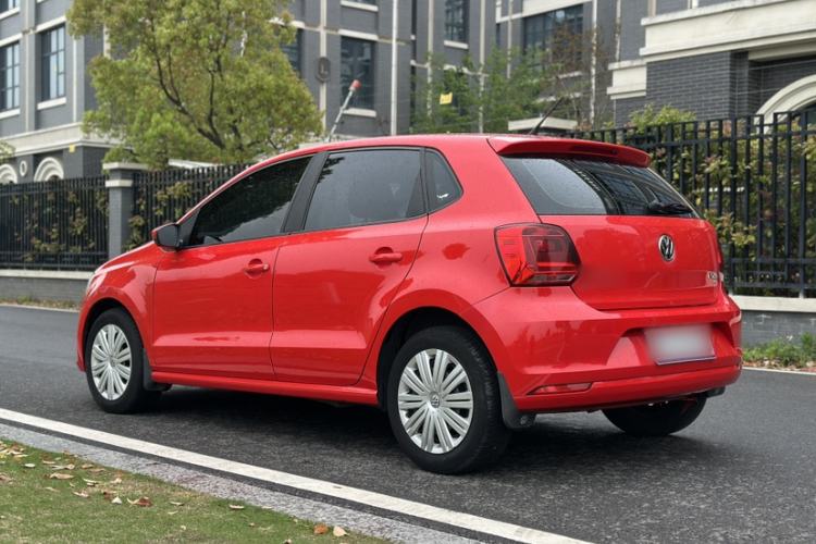 Used Volkswagen Polo 2016 1.6L Automatic Comfort Model Exterior 1