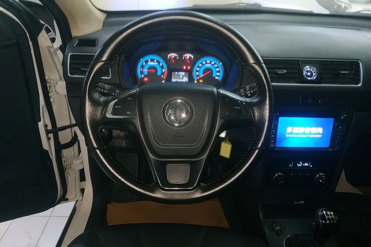 Used Dongfeng Fengon 370 2016 1.5L Manual Luxury 7-Seater