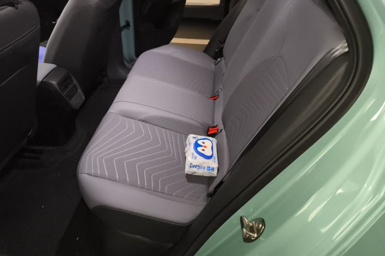 Used Volkswagen ID.3 2025 Revised Version Smart Edition Purely Intelligent Enjoyment Version Left Rear Seat