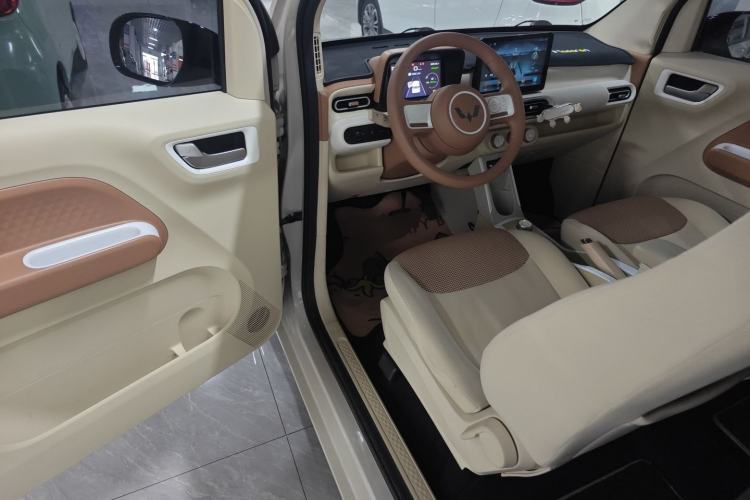 Used Wuling Hongguang MINIEV 2024 3rd Generation 215km Youth Edition Driver Seat