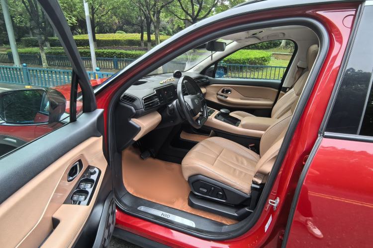 Used Nio ES8 2018 355 km Base Version 6-Seater Edition Left Front Seat