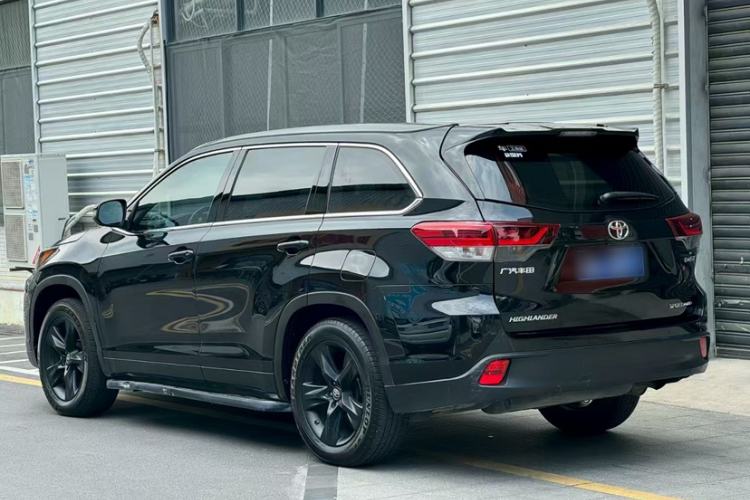Used Toyota Highlander 2018 2.0T Four-Wheel Drive Knight Edition 7 Seats China VI Standard
