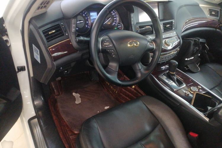 Used Infiniti Q70 2017 Q70L 2.5L Enjoyment Edition