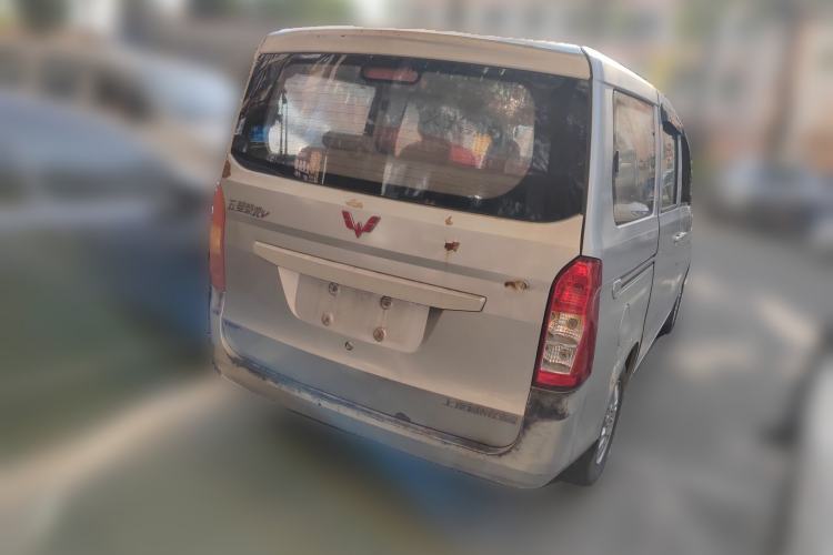 Used Wuling Rongguang V 2016 1.5L Standard Version