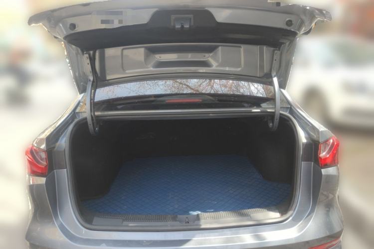 Used Roewe i5 2023 1.5L CVT Luxury Edition
