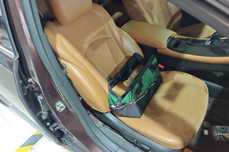 Used Buick LaCrosse 2016 20T Elite Edition Right Front Seat