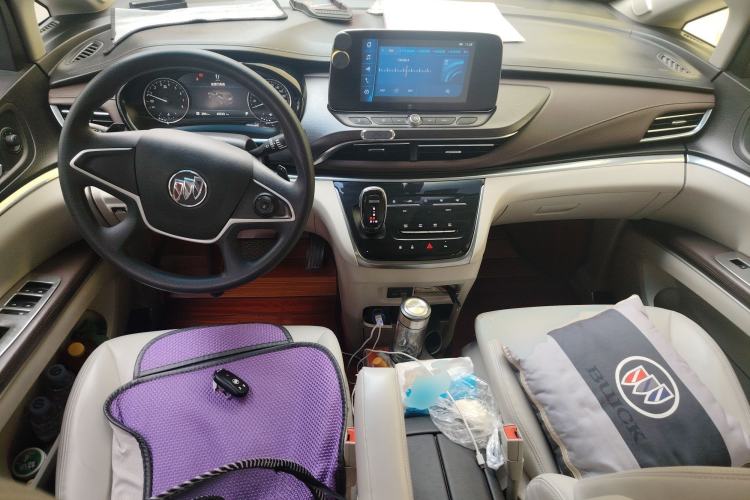 Used Buick GL8 2020 Land Cruiser Executive Class 652T Comfort Model
