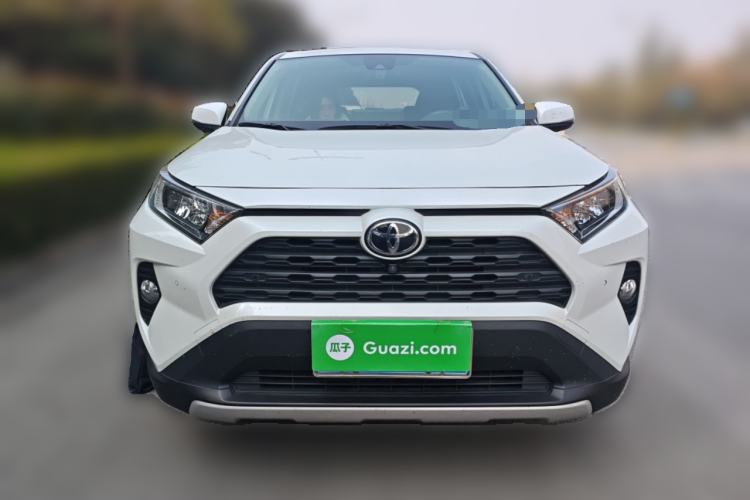 Used Toyota RAV4 2022 2.0L CVT Two-Wheel Drive Fashion Plus Edition
