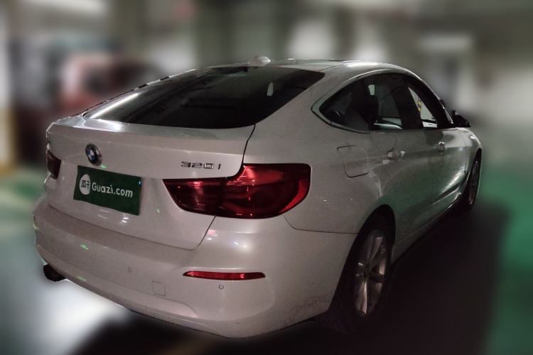 Used BMW 3 Series GT 2017 320i Sport Edition
