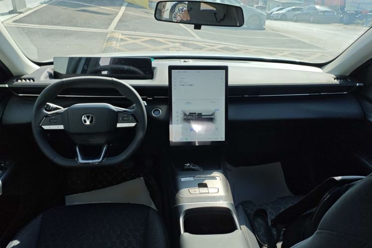 Used CHANGAN Eado PHEV 2025 Smart New Blue Whale 145KM High-Energy Edition
