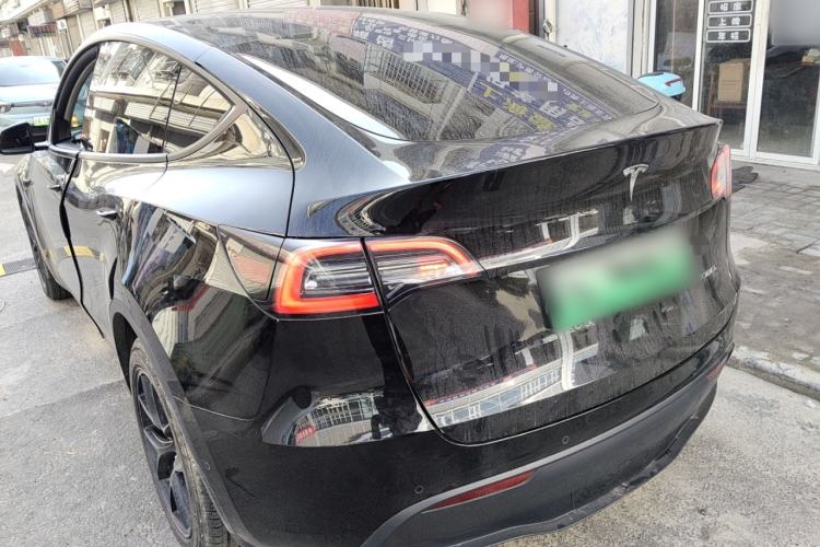 Used Tesla Model Y 2021 Long-Range All-Wheel-Drive Version