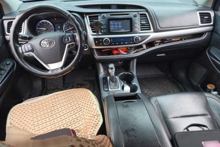 Used Toyota Highlander 2015 2.0T Four-Wheel Drive Luxury Edition 7-Seater
