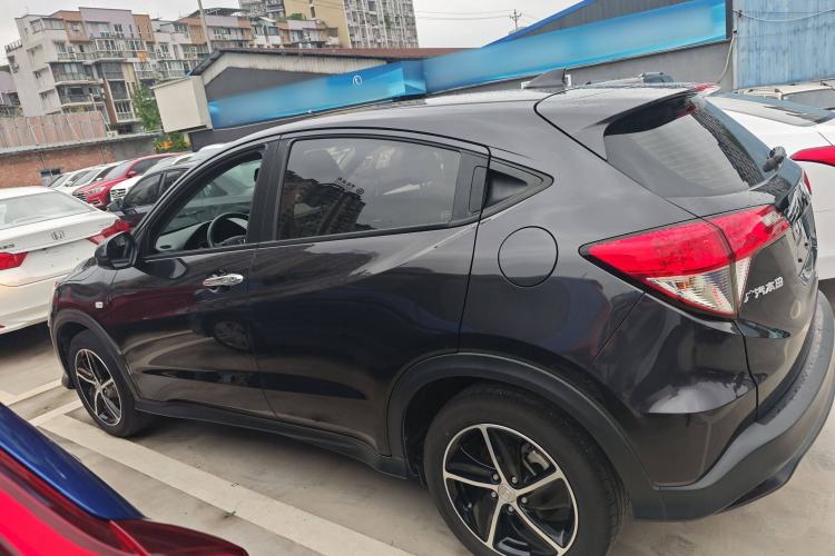 Used Honda Vezel 2020 1.5L CVT Pioneer Edition