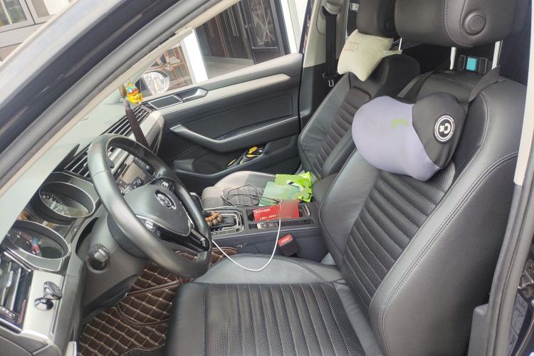 Used Volkswagen Magotan 2019 330TSI DSG Leading Model China VI Standard Left Front Seat