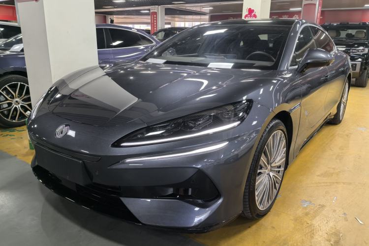 Used Denza Z9 2024 1100 km All-Wheel-Drive Ultra Version