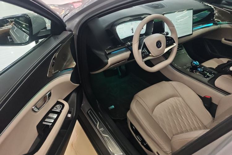 Used BYD Han 2025 DM-i Intelligent Driving Edition 125KM LiDAR Flagship Model
