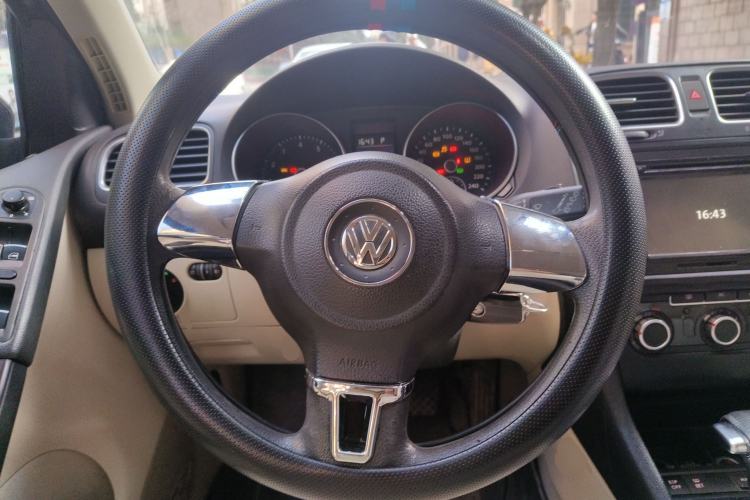 Used Volkswagen Golf 2010 1.4 TSI Automatic Comfort Model