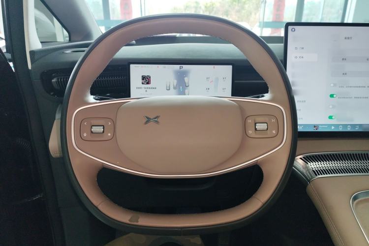 Used XPeng X9 2025 740 Ultra-Long Range Max