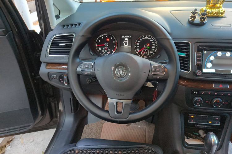 Used Volkswagen Sharan 2014 2.0 TSI Luxury Model Steering Wheel