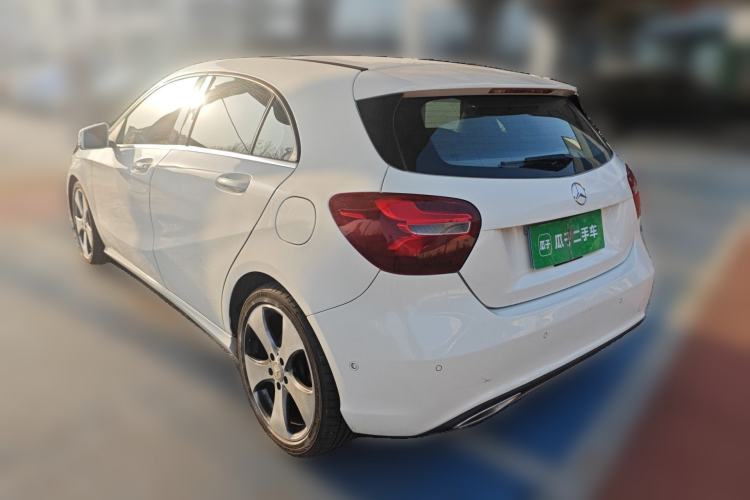 Used Mercedes-Benz A-Class 2016 A 200 Fashion Model
