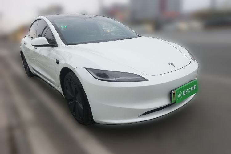Used Tesla Model 3 2025 Rear-Wheel-Drive Version