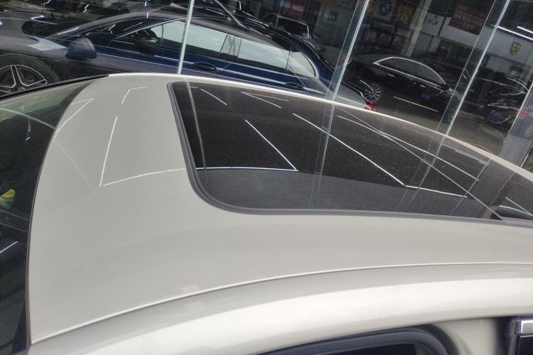 Used Audi A4L 2018 30th Anniversary Edition 40 TFSI Fashion Model Roof