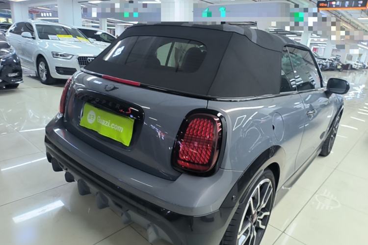 Used MINI 2025 2.0T COOPER S CABRIO Racing Driver Rear Right 45 Deg