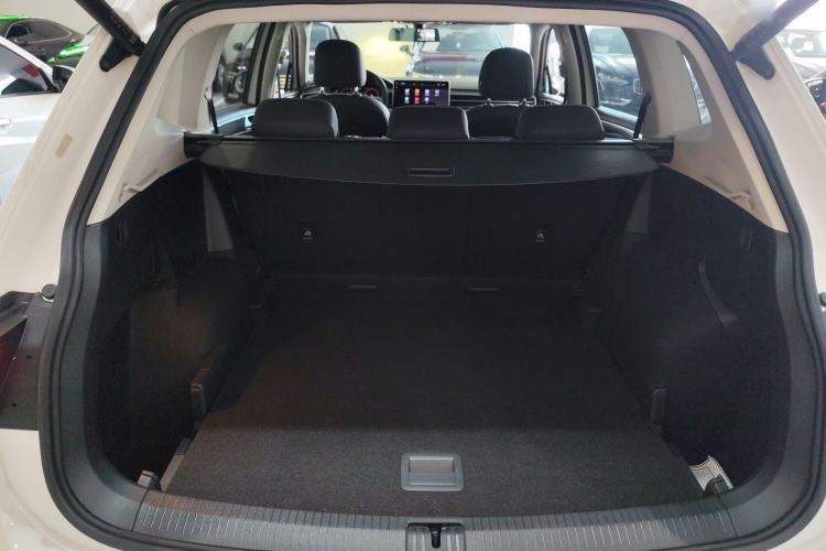 Used Volkswagen Tiguan L 2022 330TSI Automatic Two-Wheel Drive R-Line Enhanced Edition