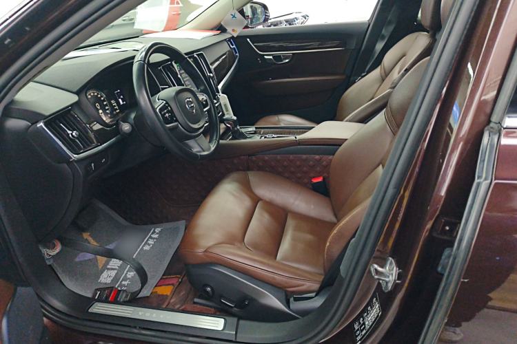 Used Volvo S90 2018 T4 Zhiyuan Edition