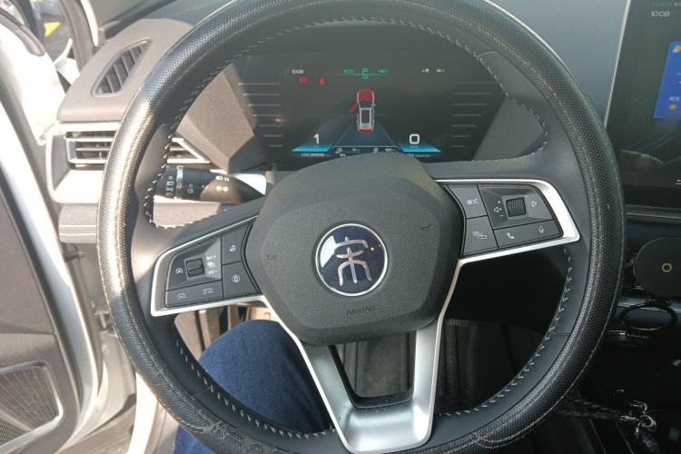 Used BYD Song Pro New Energy 2019 DM 1.5T Four-Wheel Drive High-Energy Version Steering Wheel