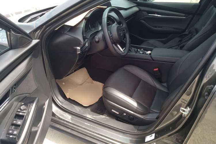 Used Mazda Mazda 3 Axela 2022 2.0L Automatic Zhi Rui Edition